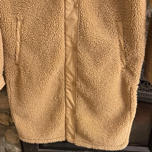 Athleta Beige Sherpa Jacket - Picture 5 of 10